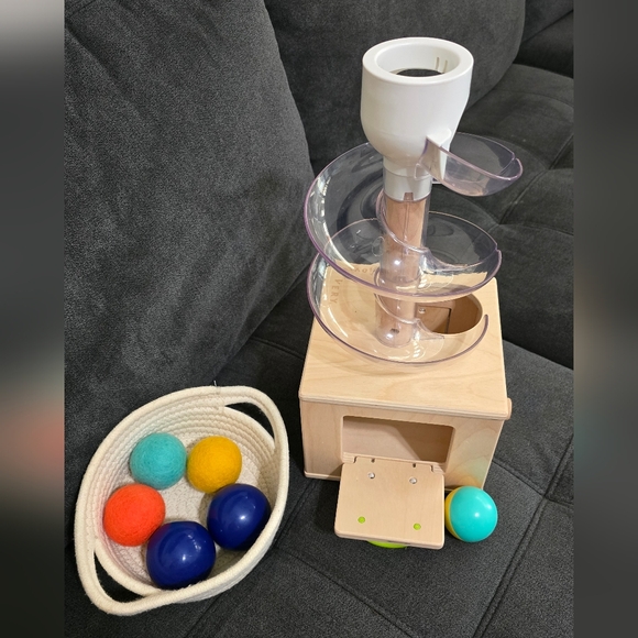 LovEvery Spiral Ball Drop Toy with Colorful Balls - Picture 3 of 4